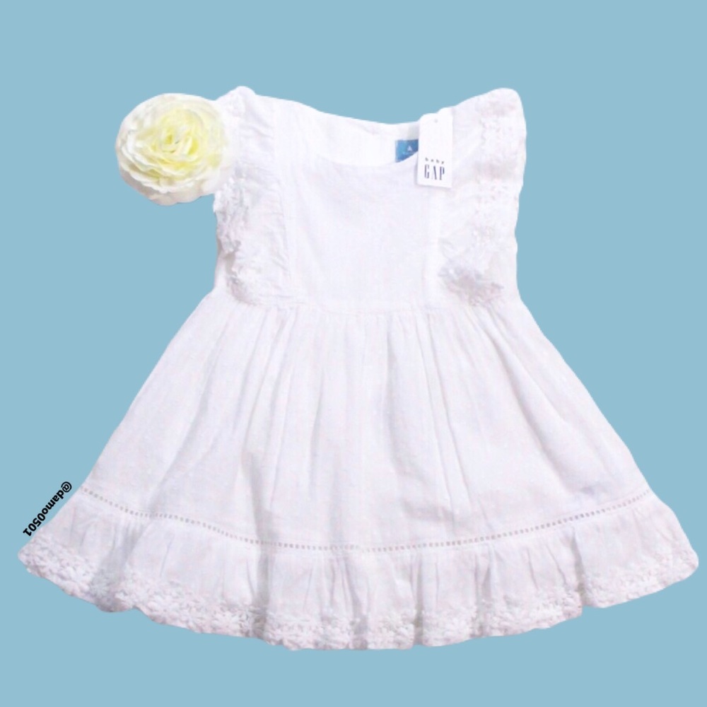 NWT Baby Gap White Eyelet Sleeveless Floral Dress - Picture 2 of 10